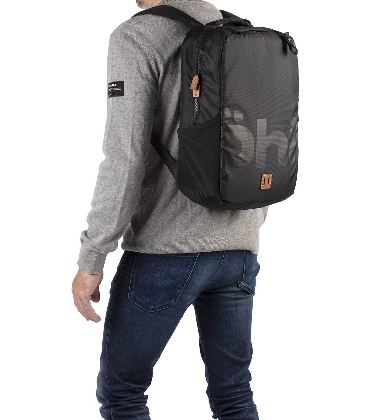 Öhll Backpack Black back 3/4 left